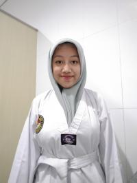 JUARA 2 SENIOR PEMULA UNDER 57 PUTRI Syavira Maeva Patricia